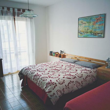 Gottardo Bed & Breakfast Monserrato Ngoại thất bức ảnh