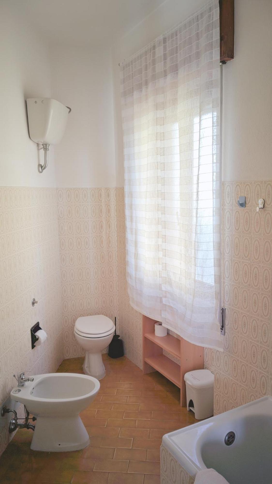 Gottardo Bed & Breakfast Monserrato Ngoại thất bức ảnh