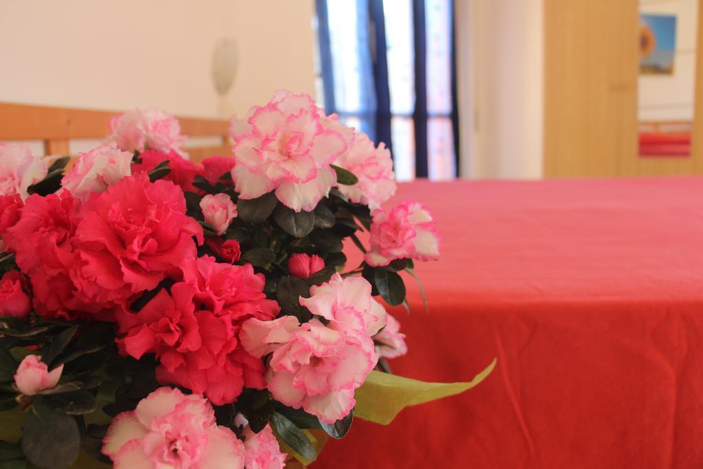 Gottardo Bed & Breakfast Monserrato Ngoại thất bức ảnh