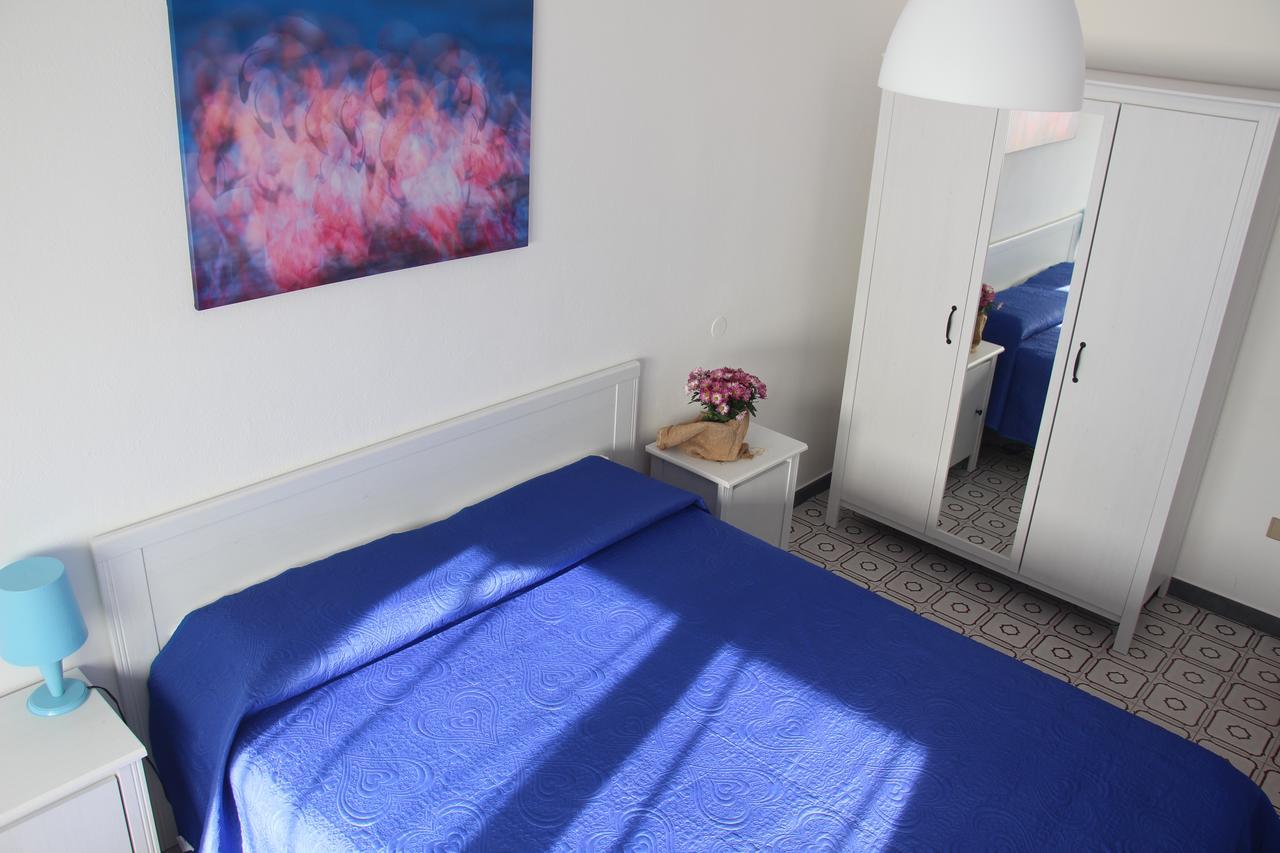 Gottardo Bed & Breakfast Monserrato Ngoại thất bức ảnh