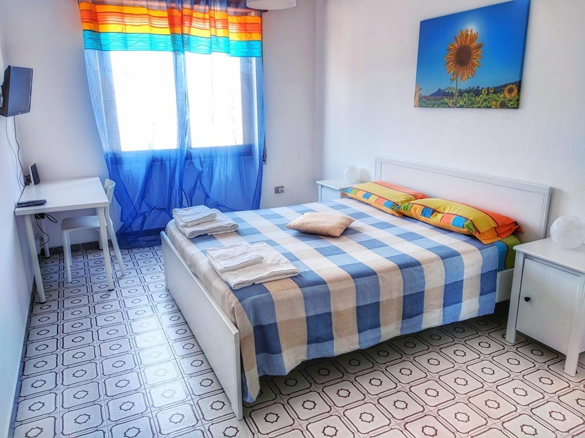 Gottardo Bed & Breakfast Monserrato Ngoại thất bức ảnh