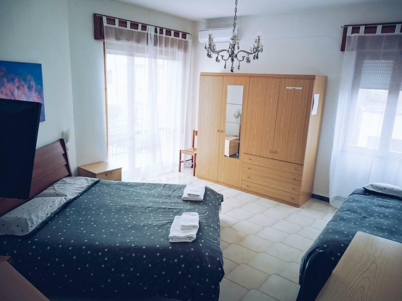 Gottardo Bed & Breakfast Monserrato Ngoại thất bức ảnh